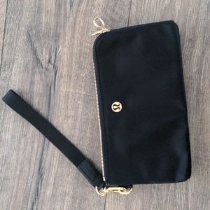 {Lululemon} Wristlet